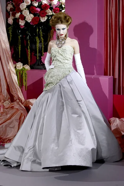 Look 26